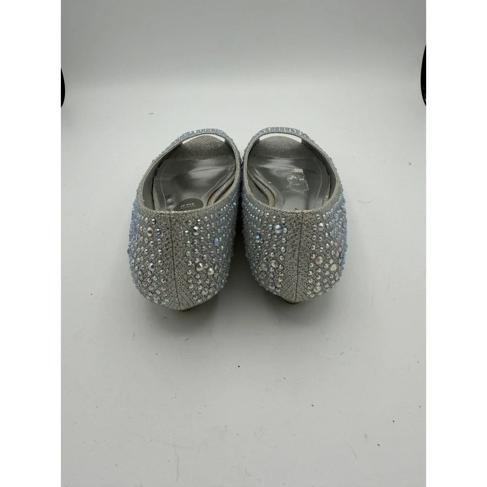 David's Bridal AJUSTIN10 Women's 6 Silver Rhinestone Peep Toe Flats.      1795